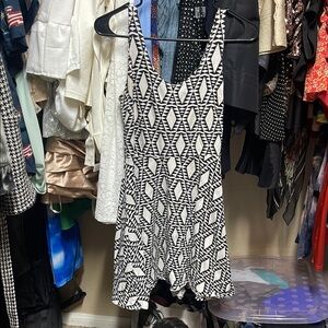 Black and White Geometric Pattern Dress
